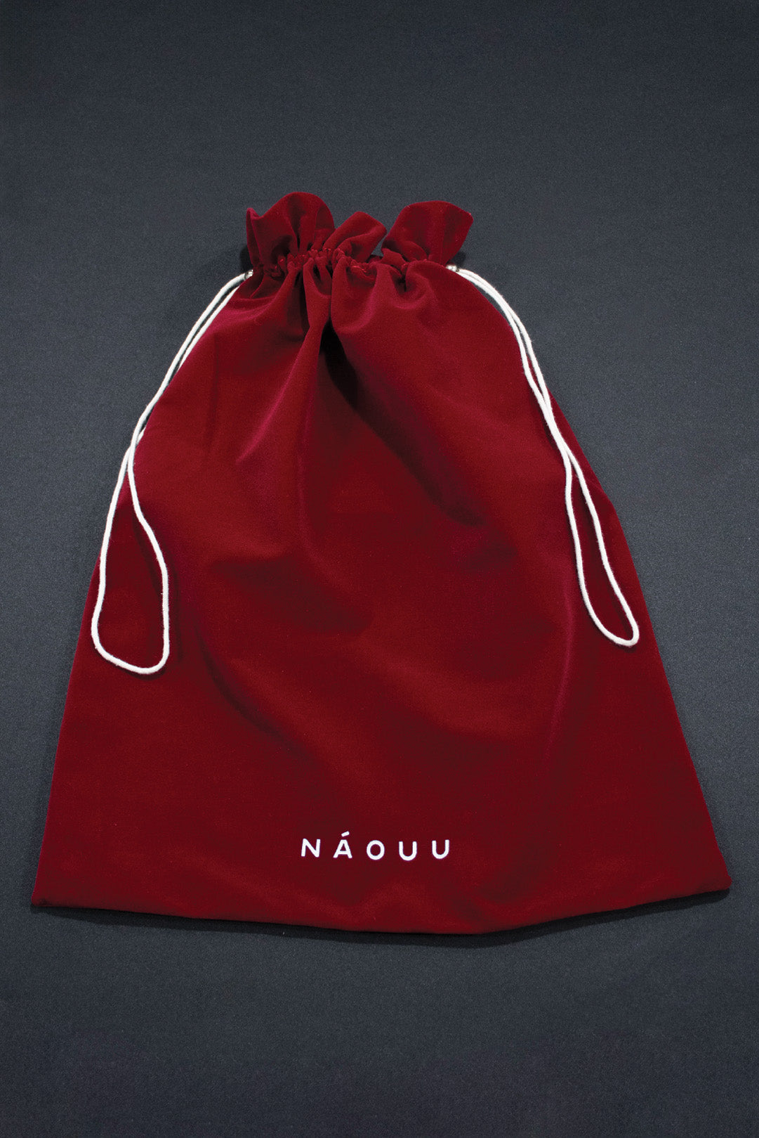 SIGNATURE DUST BAG