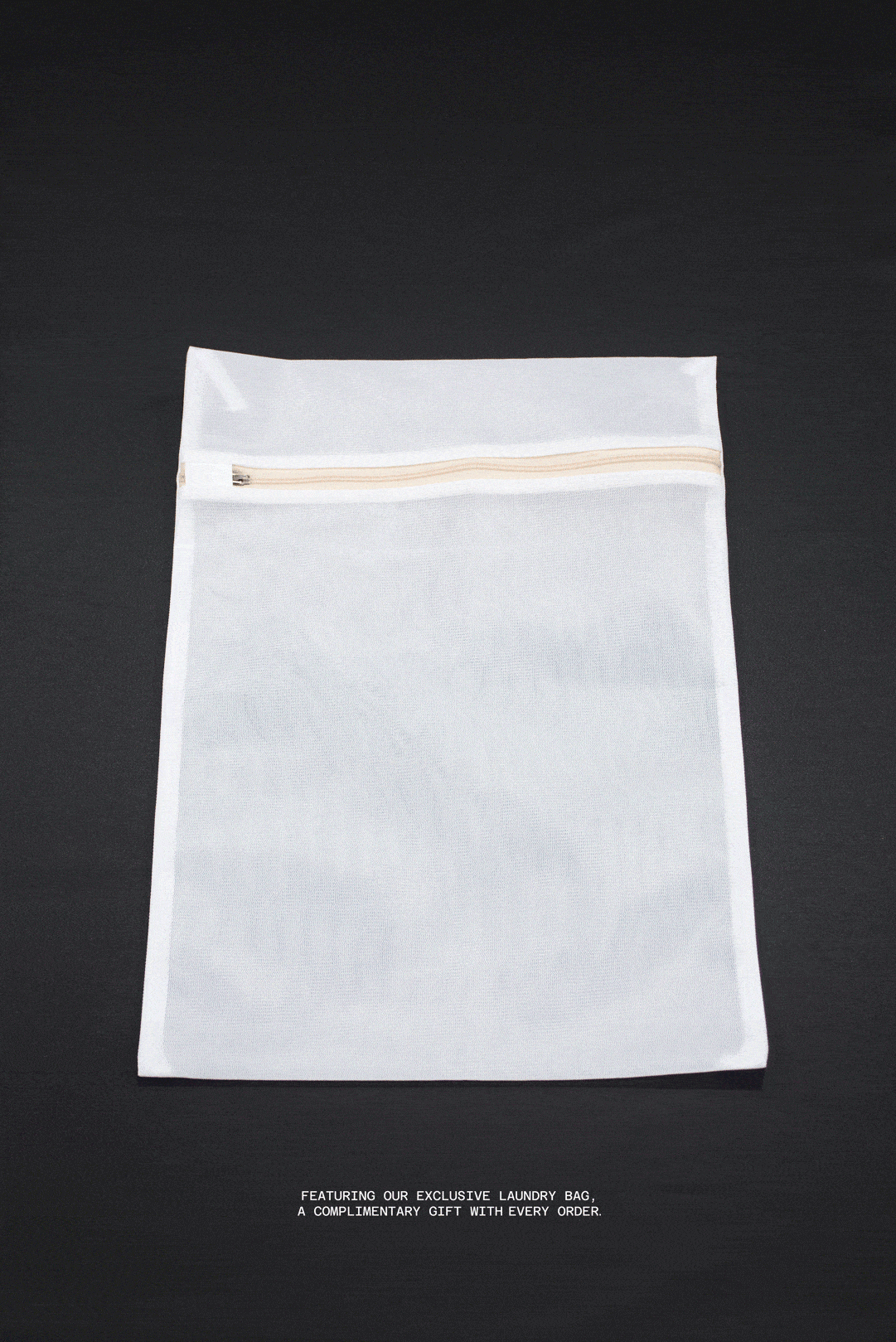 SIGNATURE LAUNDRY BAG